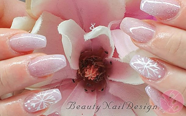 Beauty Nail Design | by Linda Visser