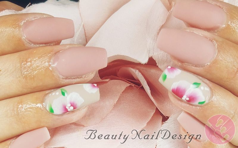 Beauty Nail Design | by Linda Visser