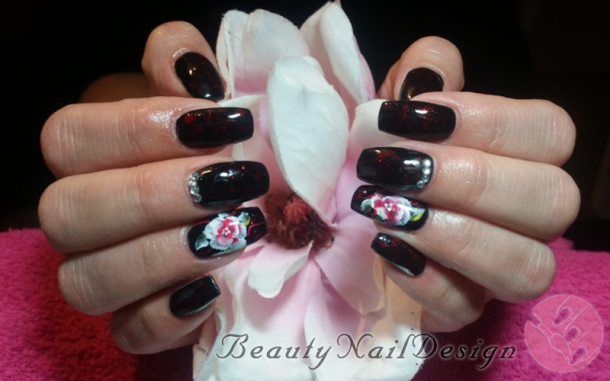 Beauty Nail Design | by Linda Visser